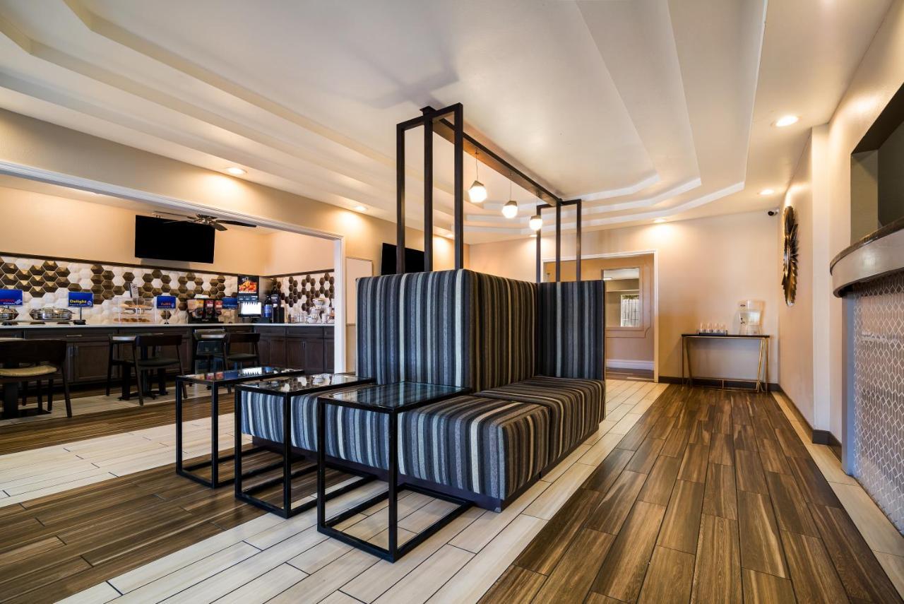 Surestay Plus Hotel By Best Western Topeka Exteriör bild
