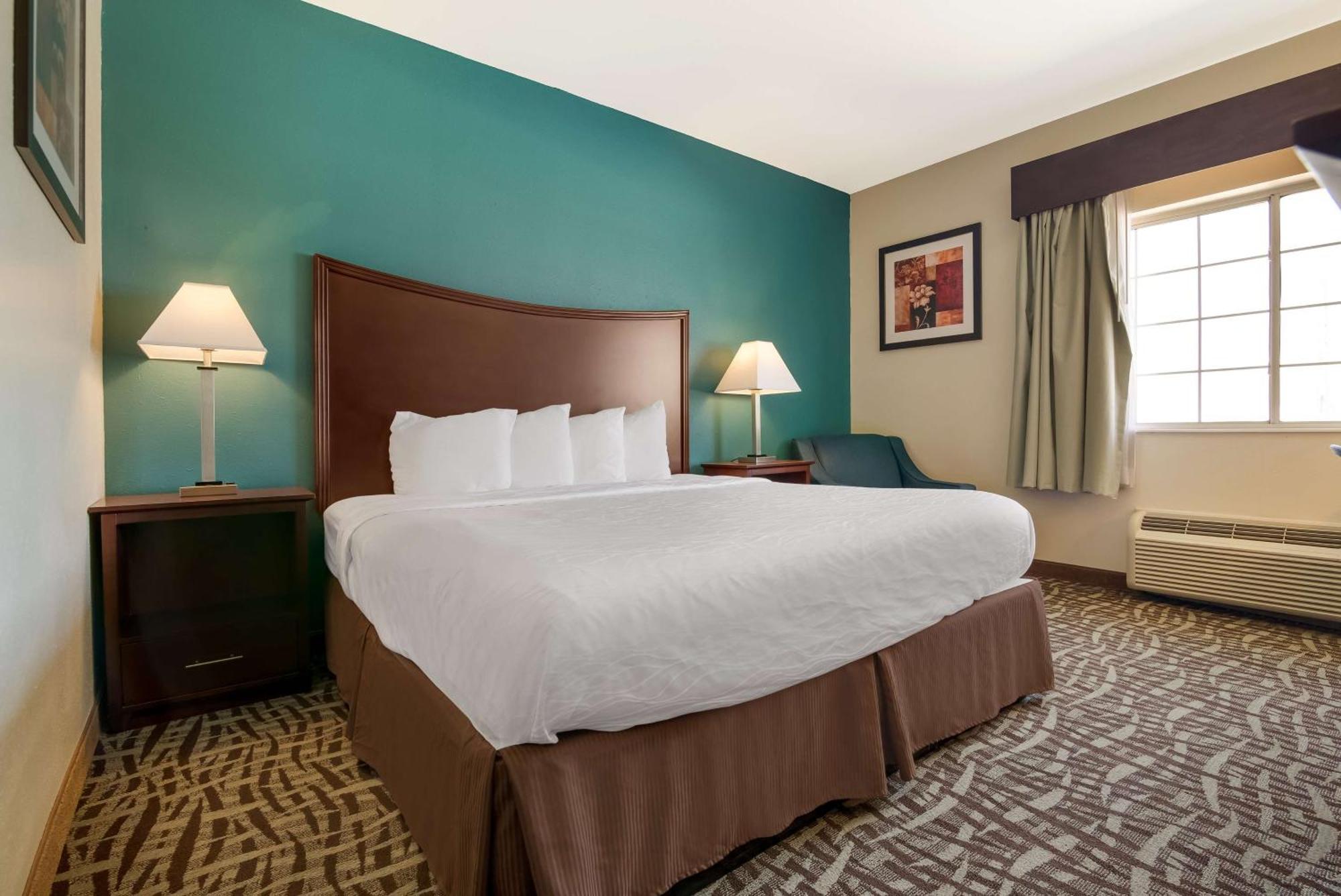 Surestay Plus Hotel By Best Western Topeka Exteriör bild
