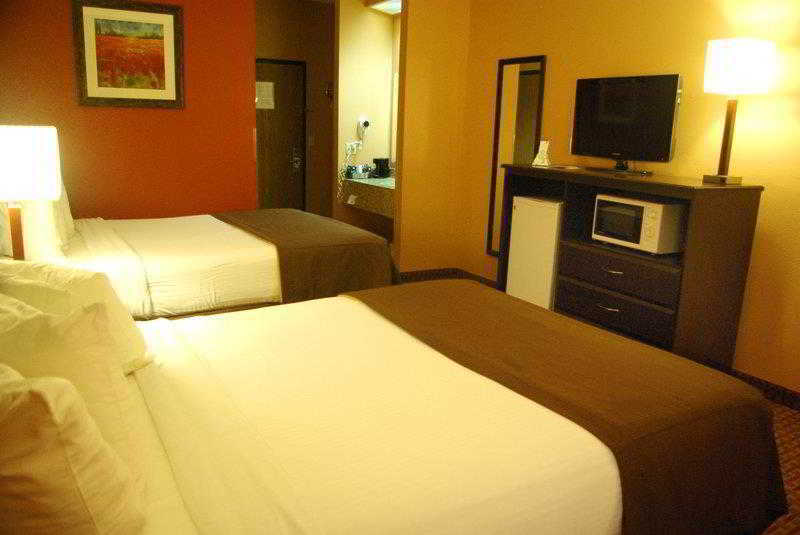 Surestay Plus Hotel By Best Western Topeka Exteriör bild