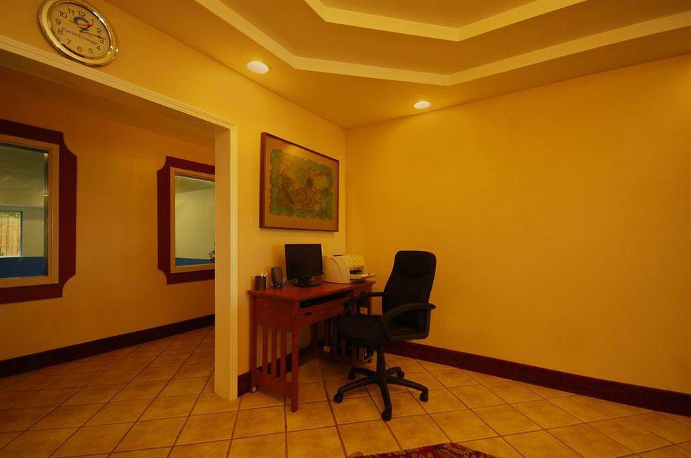 Surestay Plus Hotel By Best Western Topeka Bekvämligheter bild